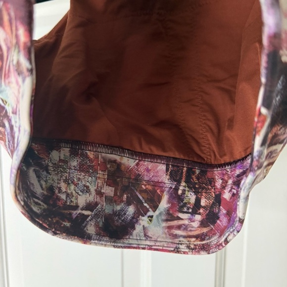 Lululemon Athletica Red Pink Fitted Crop Sports Top Size 8 - Picture 4 of 7